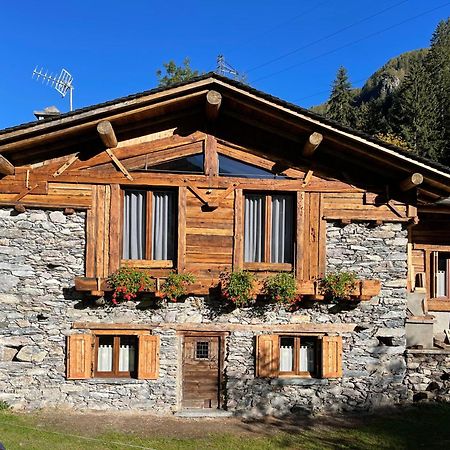 Bed And Breakfast Campo Base Carona  Bagian luar foto